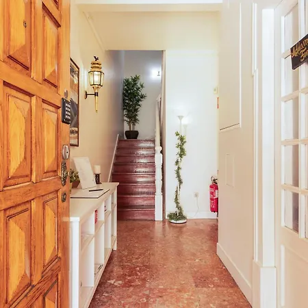 Nesha Lucky Nr. 23 بيت ضيافة Lisboa