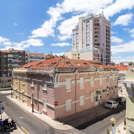Nesha Lucky Nr. 23 Lissabon