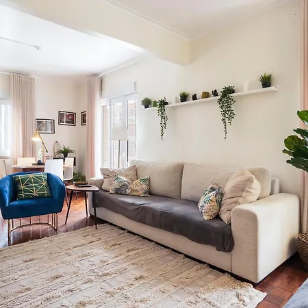 Nesha Lucky Nr. 23 Guest house Lisbon