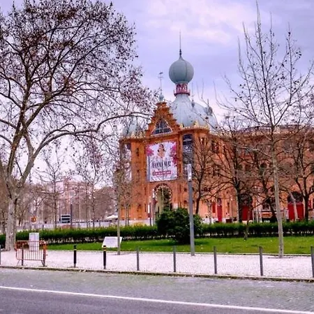 Nesha Lucky Nr. 23 Guest house Lisbon